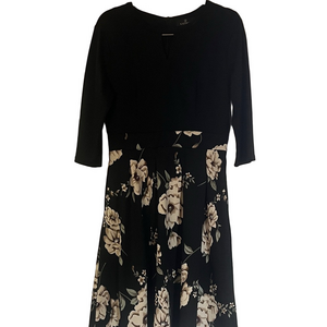 Black and Cream Floral 3/4 Length Sleeve Dress | EUC |Sz L